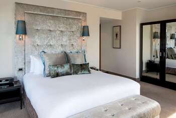 Superior Room, 1 King Bed, at Sofitel Auckland Viaduct Harbour