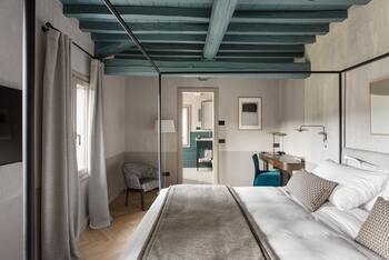 Superior Room Villa, at Relais Roncolo 1888