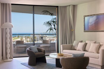 Euphoria Apartment, at SLS Barcelona