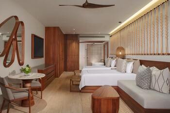 Preferred Club Junior Suite Tropical View Double, at Secrets Playa Blanca Costa Mujeres