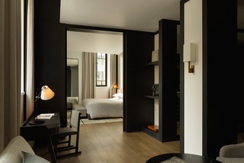 Deluxe Suite: Deluxe Suite - King, at Capella Sydney