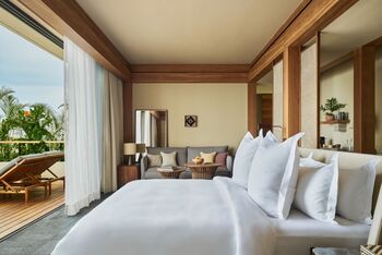 Flatland Rooftop Studio Suite, at Rosewood Mandarina