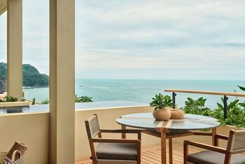 Oceanfront Mountain Studio Suite, at Rosewood Mandarina