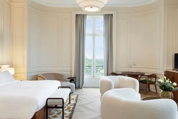 Royal Suite, at InterContinental Chantilly Chateau Mont Royal