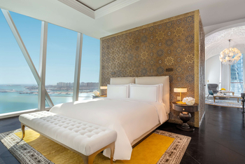 Gulf Signature Suite, at Raffles Doha