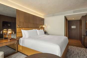 Deluxe 1 King, at Fairmont Golden Prague