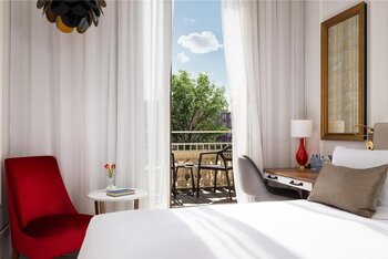Superior Room with Canal View and Balcony, at Tivoli Doelen Amsterdam