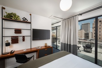 Terrace King, at The State Hotel