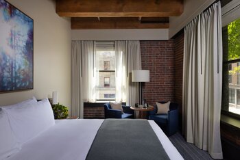 Cedar Corner King, at Populus Seattle