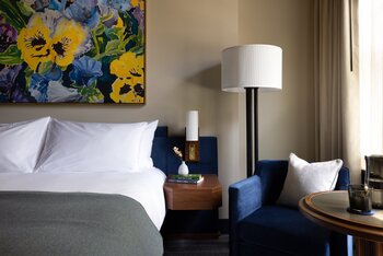 ADA Accessible Alder King, at Populus Seattle