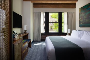 ADA Accessible Lupine King, at Populus Seattle