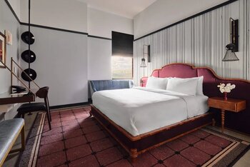 King Guestroom, at Detroit Foundation Hotel