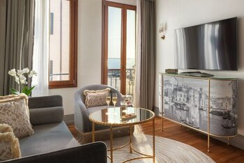 Suite Lagoon View, at Hotel Gabrielli Venezia
