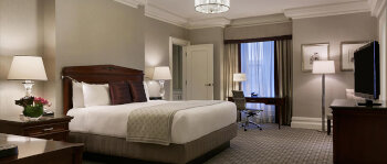 Fairmont Gold Signature Room 1 King, at Fairmont Copley Plaza