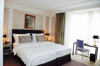 Classic Double Room, at Hotel Muenchen Palace