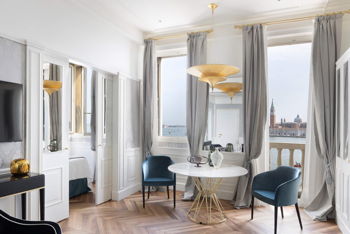 Borges Suite with Lagoon View with Balcony, at Hotel Londra Palace