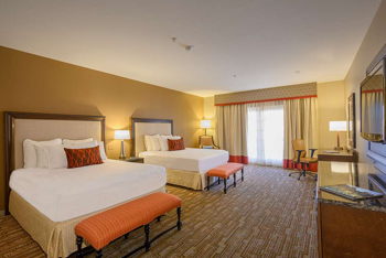 Oasis Terrace 2 Queens, at The Wigwam