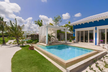Luxury Pool Junior Suite, at Eden Roc Cap Cana