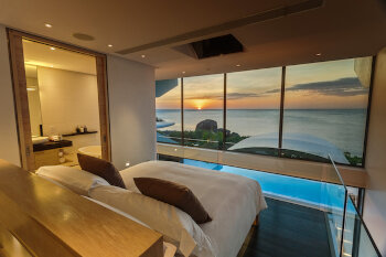 One-Bedroom Ocean Pool Loft, at Kata Rocks