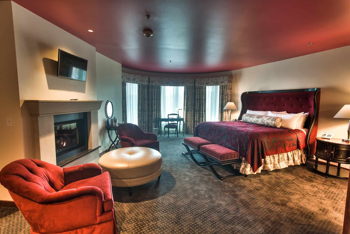 Executive Suite with Garden View - One King Bed, at Mirbeau Inn & Spa at The Pinehills