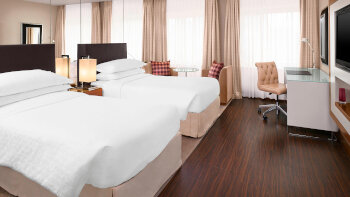 Club Room, Club lounge access, Guest room, 2 Twins, at Sheraton Grand Hotel & Spa