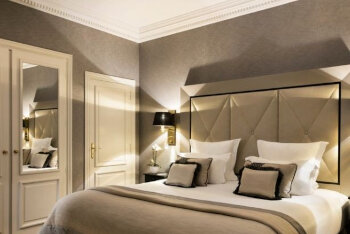 Deluxe Partial Sea View Room, at Majestic Barriere Cannes