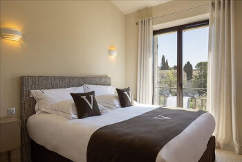 Deluxe Room, at Le Vallon de Valrugues & Spa
