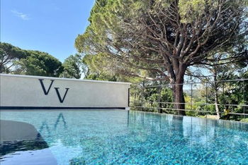 Suite Van Gogh, at Le Vallon de Valrugues & Spa