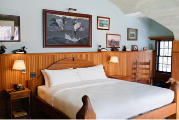 Mallard, King Bed, at The Pitcher Inn