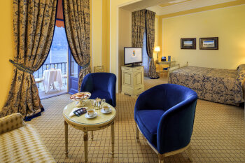 Jr. Suite Lake View Deluxe, balcony, Cardinal Blgd 45/60 sq meters/484-645 sq feet, at Villa d