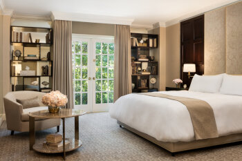 Grand Deluxe King, at Rosewood Mansion on Turtle Creek