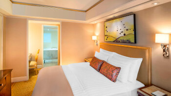 1 King Bed, Junior Suite, at The St. Regis Beijing