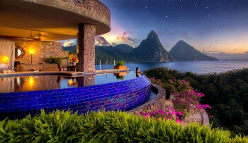 Galaxy Infinity Pool Sanctuary, at Jade Mountain