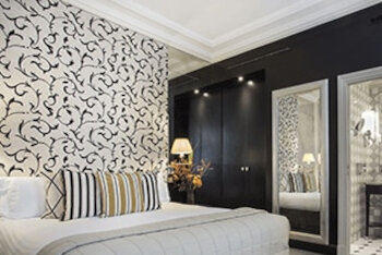 Suite, at Castille Paris