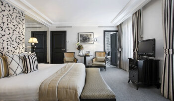 Junior Suite, at Castille Paris