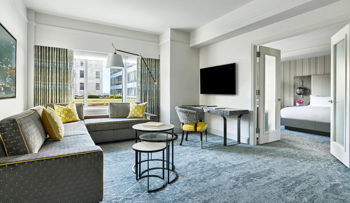 Executive Suite, 1 Bedroom Suite, 1 King, Sofa bed, at The Ritz-Carlton, Boston