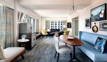 Luxury Suite Club Access, Club lounge access, 1 Bedroom Larger Suite, 1 King, Sofa bed, at The Ritz-Carlton, Boston