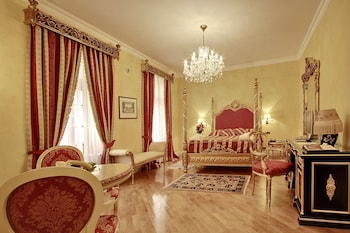 Junior Suite, 1 Bedroom, at Alchymist Grand Hotel & Spa