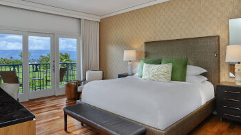 1 Bedroom Residential Suite, 1 King, Sofa bed, Oceanfront, at The Ritz-Carlton, Kapalua