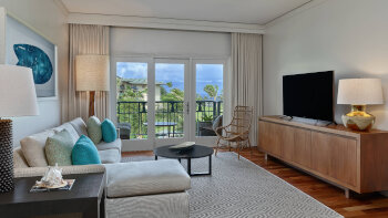1 Bedroom Residential Suite, 1 King, Sofa bed, Partial ocean view, at The Ritz-Carlton, Kapalua