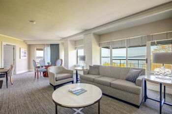 Executive Lake Washington Suite, 1 King, at Woodmark Hotel, Yacht Club & Spa