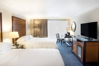 Deluxe Room, 2 Double, at Grand Fiesta Americana Chapultepec