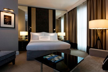 Club Executive Deluxe, Club level, Larger Guest room, 1 King, at The Ritz-Carlton, Kuala Lumpur