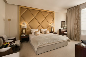 Deluxe Suite, at Hotel Barriere Le Fouquet