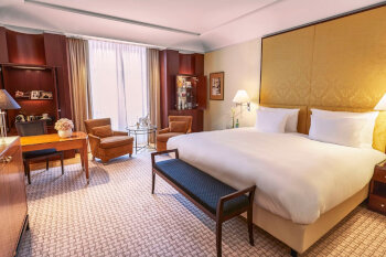 Deluxe Room, at Hotel Adlon Kempinski Berlin