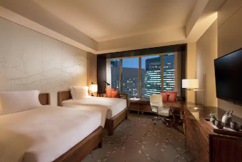 Twin Room City, at Conrad Tokyo
