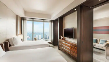 Twin Suite Bay View, at Conrad Tokyo