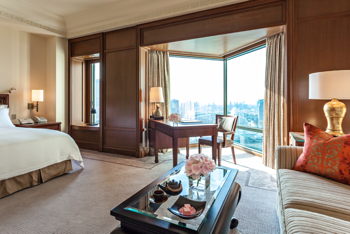 ADA Accessible Deluxe Room: 2 Twin Beds, at The Peninsula Bangkok