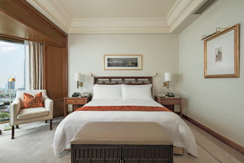 Deluxe Suite: 1 King Bed, at The Peninsula Bangkok