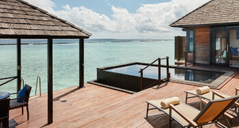 Infinity Pool Water Villa, at Sun Siyam Iru Fushi Maldives
